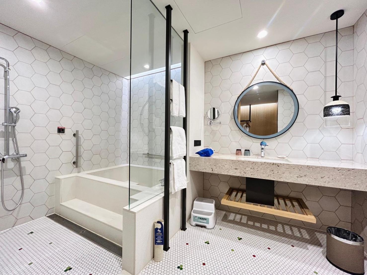 מאקונג Discovery Hotel מראה חיצוני תמונה