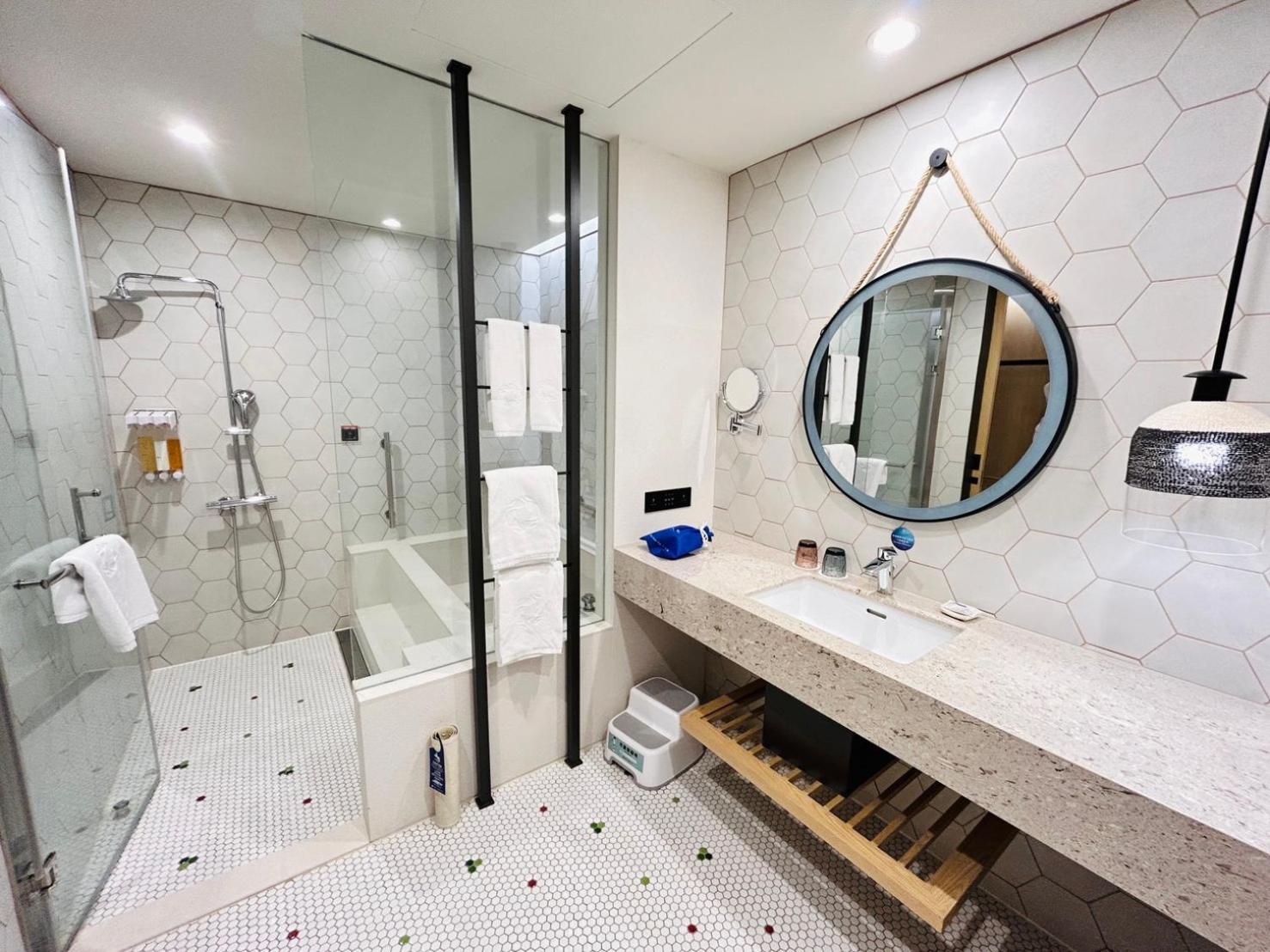 מאקונג Discovery Hotel מראה חיצוני תמונה