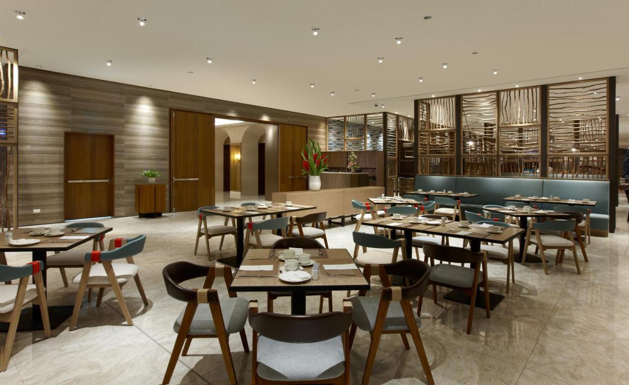 מאקונג Discovery Hotel מראה חיצוני תמונה