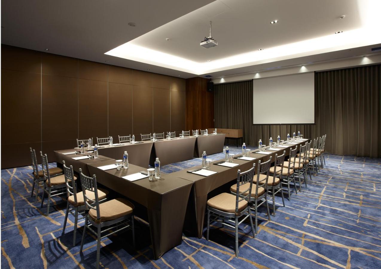 מאקונג Discovery Hotel מראה חיצוני תמונה